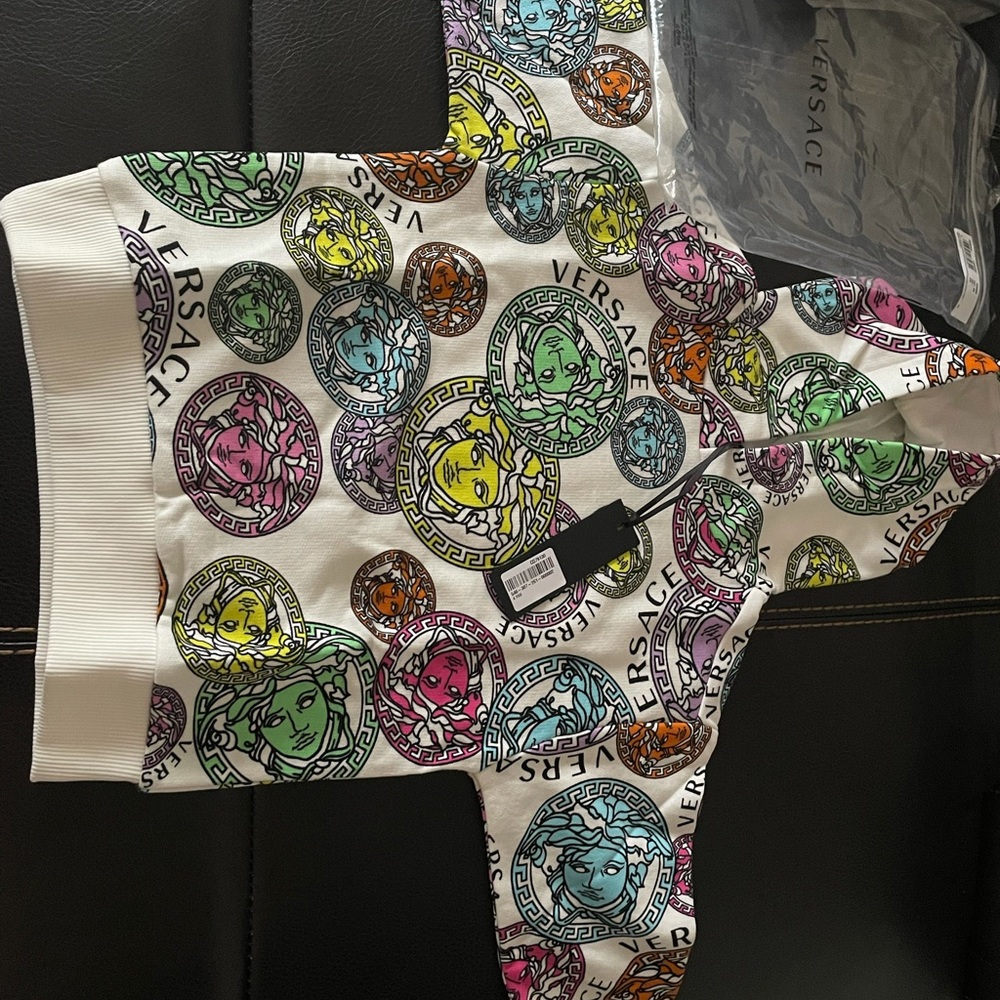 Versace sweater sz 4
